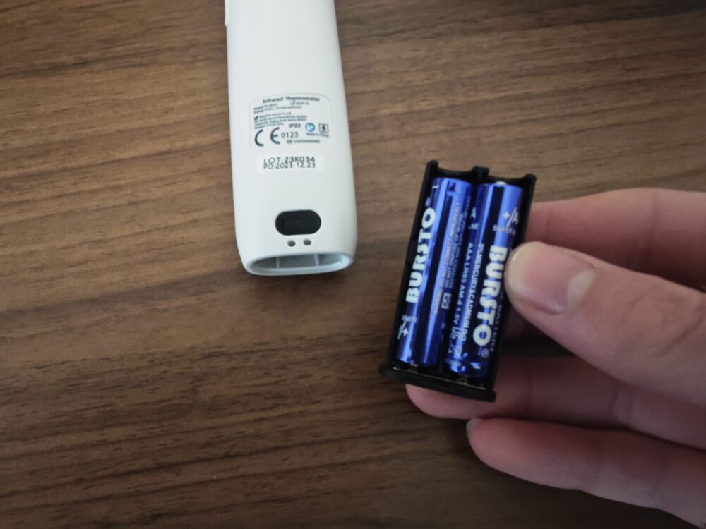 Batterier indsættes i Termy pandetermometer