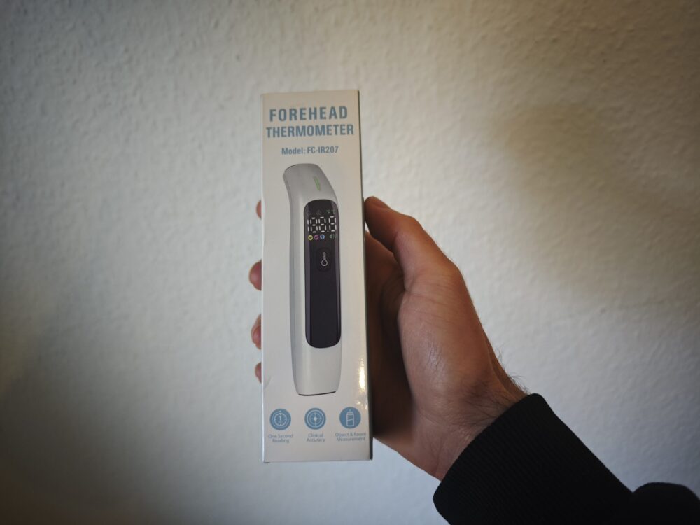 Termy infrarødt pandetermometer i kasse